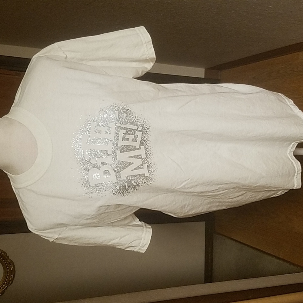 Gildan " Bite Me " Tshirt